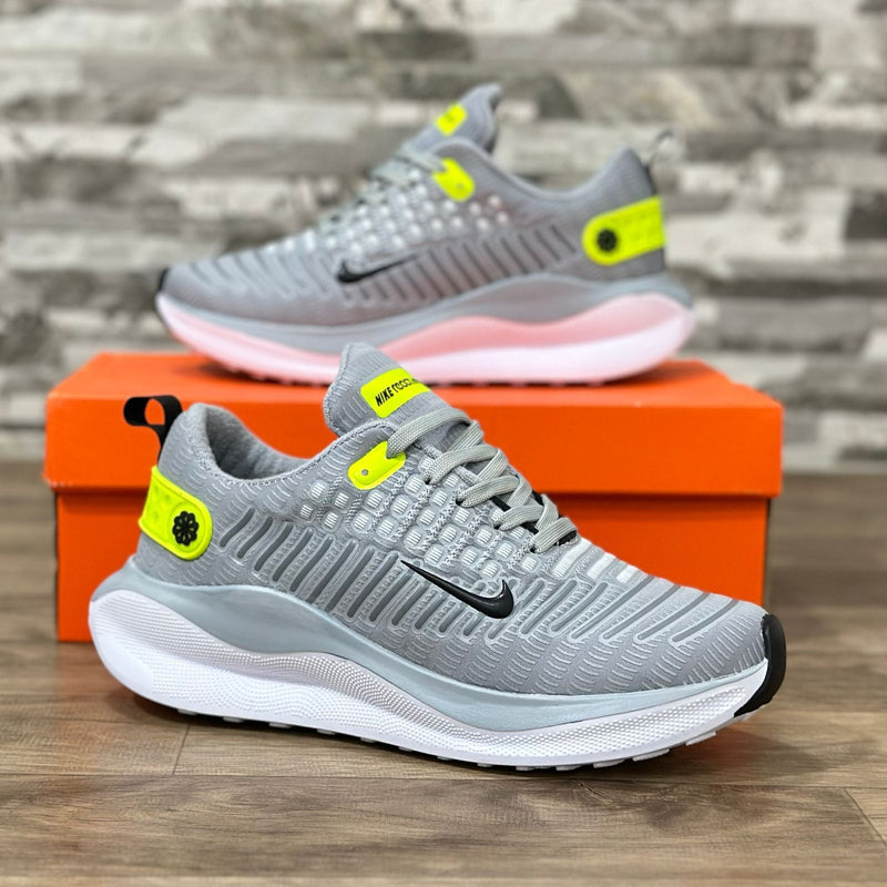 NIKE REACT INFINITY RUN 4