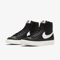 TENIS NIKE BLAZER Mid '77 ORIGINALS® 49% OFF SOLO HOY